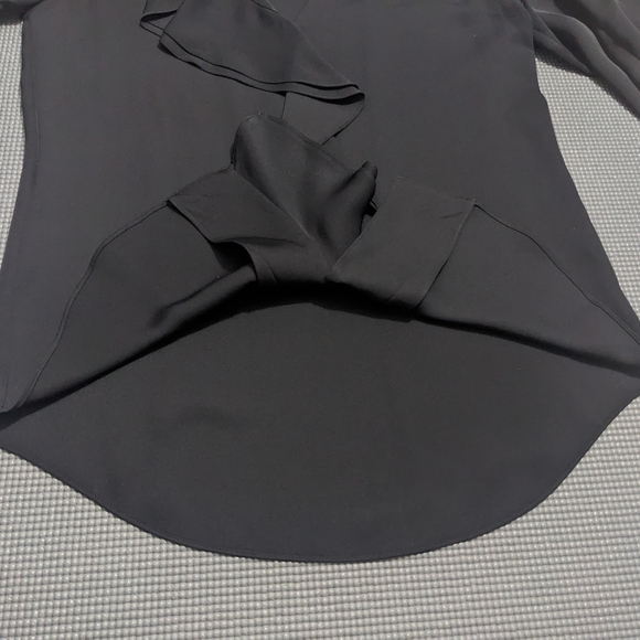 THEORY Jastrid 100% Silk Ruffle Front Blouse - Picture 7 of 11